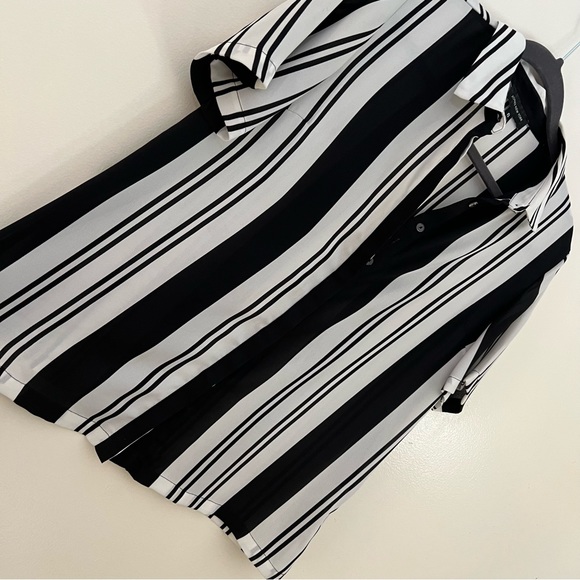 Button down sheer striped blouse JONES NEW YORK size 8 - Picture 5 of 5
